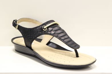 Moderné dámske čierne kožene sandále Geox